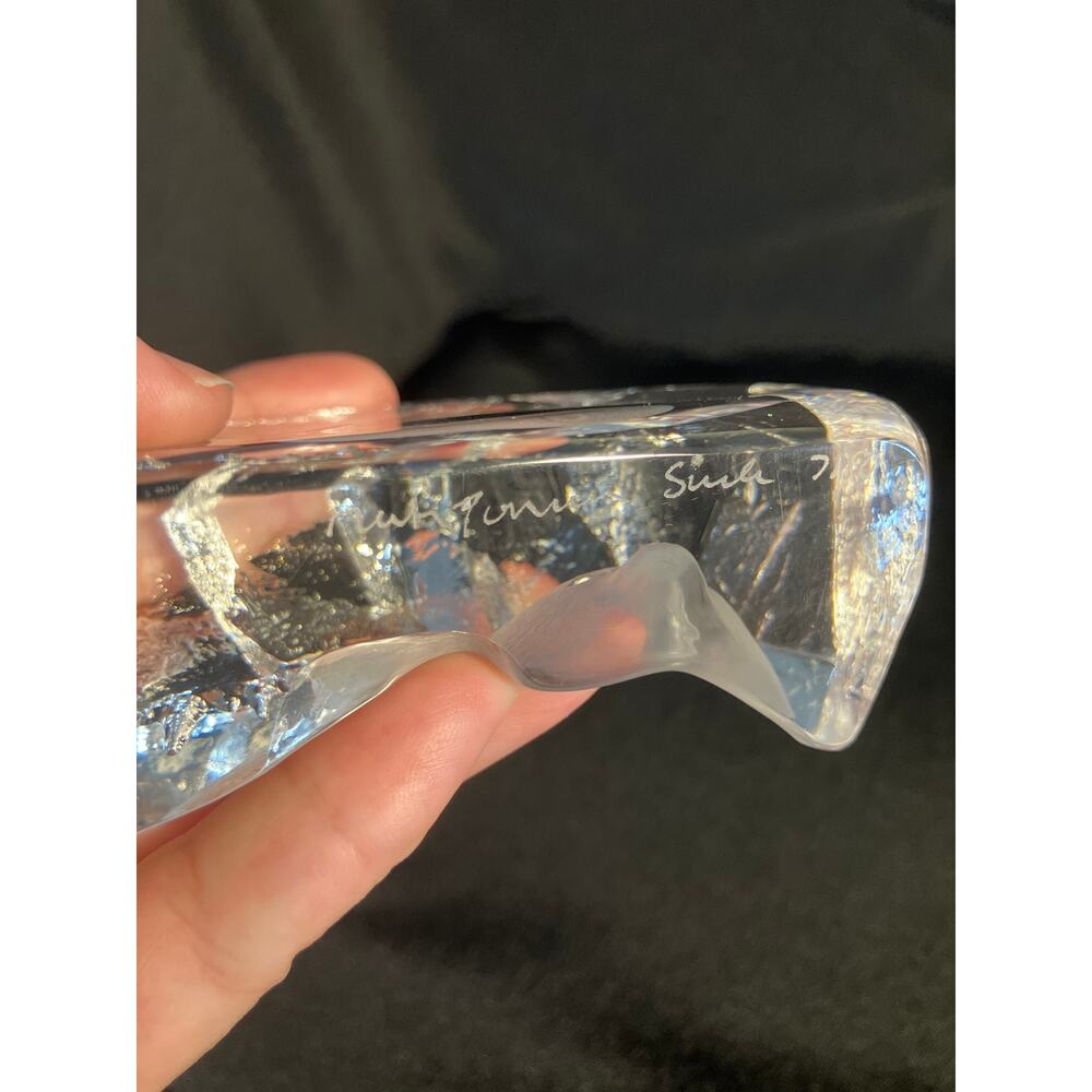 Mats Jonasson Sweden Baby Seal Lead Crystal Paperweight Scratches Back - Picture 7 of 11